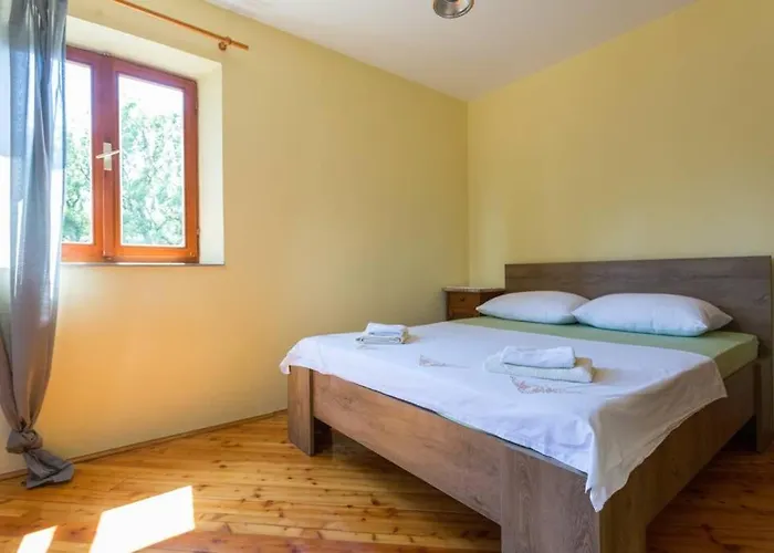 Sleep & Fly Apartment *